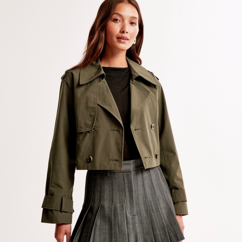 Abercrombie & Fitch Forrest Green Cropped Trench Coat| Size Small